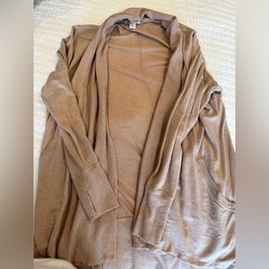 ATHLETA pranayama wrap